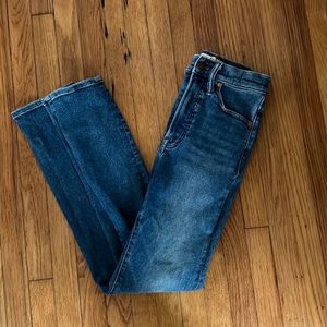 Madewell. The perfect vintage jean. Worn 2 times. Size 24